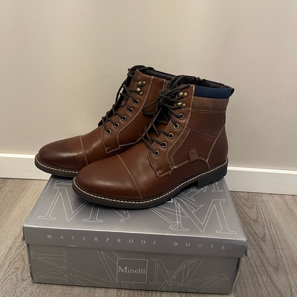 BRAND NEW WINTER BOOTS - Picture 5 of 5